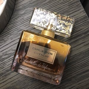 Givenchy Dahlia Divin Le Nectar de Parfum (2.5 oz)